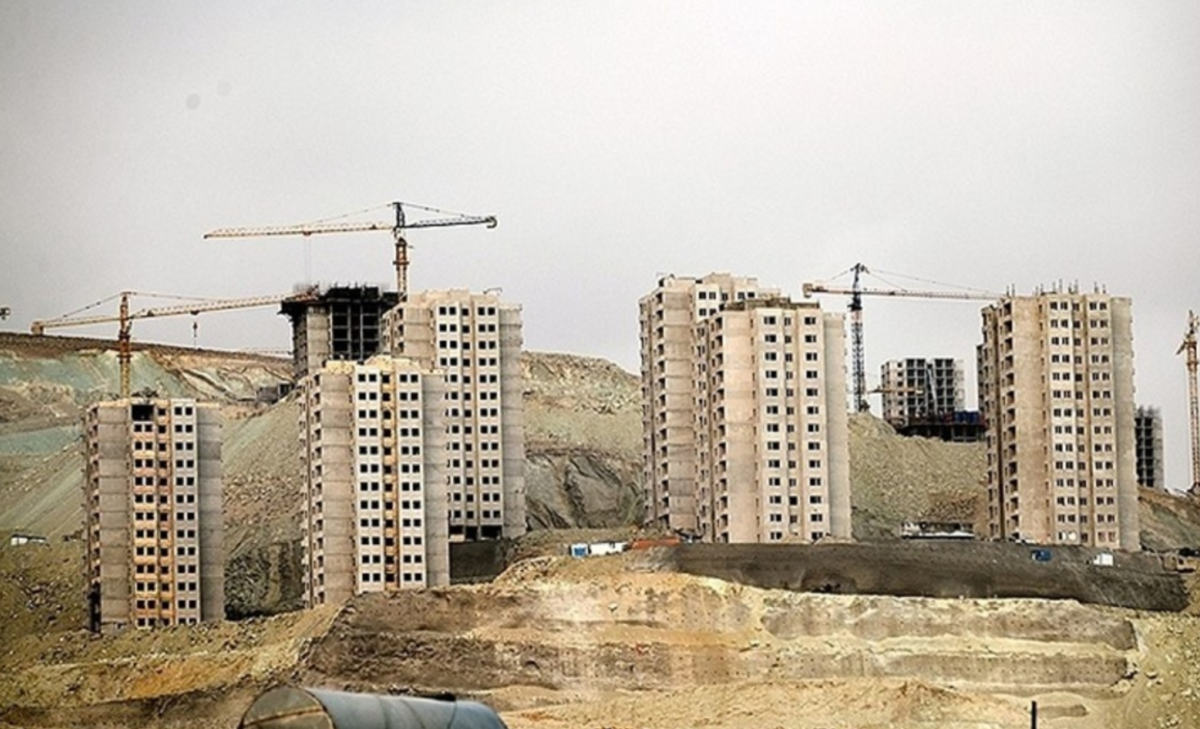 تحویل ۴۵۰۰ واحد نهضت ملی مسکن در پرند، فقط با یک شرط