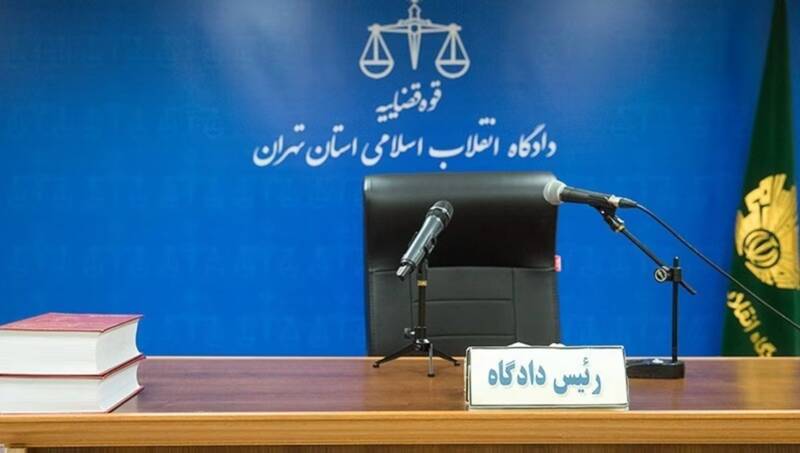روزنامه هم میهن : رکوردهای فساد در دولت های احمدی نژاد و رئیسی شکسته شد