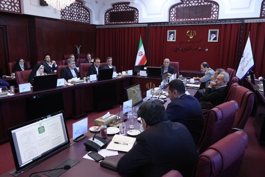 برگزاری اولین نشست شورای‌ عالی بورس در سال 1404