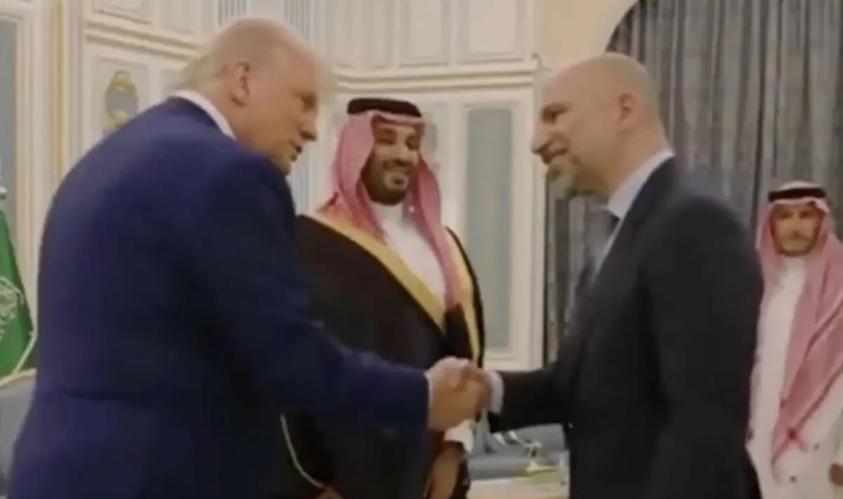 دارا خسروشاهی در کنار ترامپ و بن سلمان