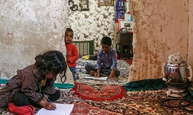 ۲۶ میلیون نفر دچار فقر مطلق داریم / ۴ میلیون نفر دچار فقر شدید هستند؛ یعنی درآمد آنها کفاف غذای روزانهشان را هم نمیدهد ۲۶ میلیون نفر دچار فقر مطلق داریم / ۴ میلیون نفر دچار فقر شدید هستند؛ یعنی درآمد آنها کفاف غذای روزانهشان را هم نمیدهد