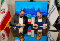 امضای تفاهمنامه حمل ۸۰ هزار تن محصولات پتروشیمی جم با شرکت فجر جهاد منعقد شد امضای تفاهمنامه حمل ۸۰ هزار تن محصولات پتروشیمی جم با شرکت فجر جهاد منعقد شد