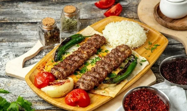 چلوکباب گران‌تر از دلار و مسکن شد