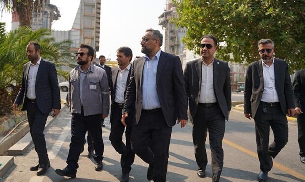 بازدید معاون وزیر نفت و مدیرعامل پتروشیمی زاگرس از نیروگاه مبین انرژی خلیج فارس بازدید معاون وزیر نفت و مدیرعامل پتروشیمی زاگرس از نیروگاه مبین انرژی خلیج فارس