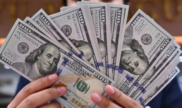روند نزولی دلار ادامه دارد؛ پیش‌بینی افت قیمت تا ۱۱۳هزار تومان