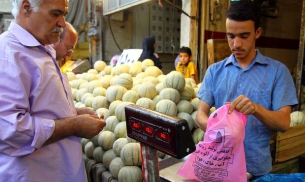 کیسه پلاستیک در میادین و فروشگاه های شهرداری تهران پولی میشود کیسه پلاستیک در میادین و فروشگاه های شهرداری تهران پولی میشود